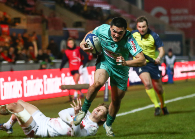 Bayonne tenggelam ke Leicester, Pau memenangkan pengejaran spektakuler melawan Scarlets