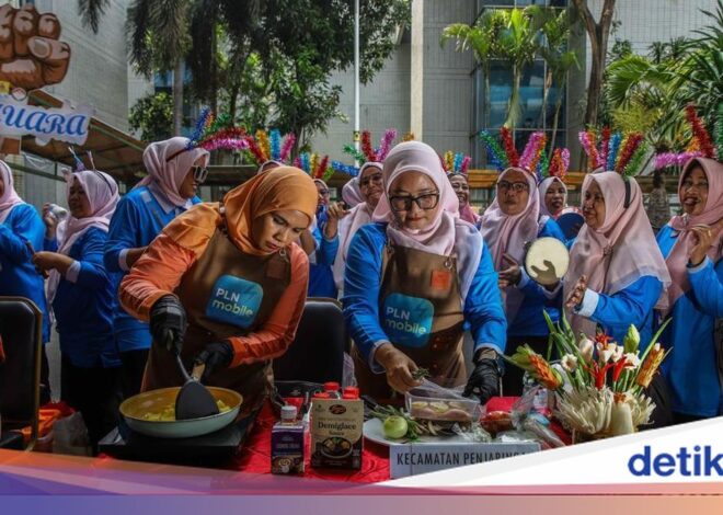 Intip Kesibukan Peserta Adu Kemampuan Memasak di Jakarta Utara
