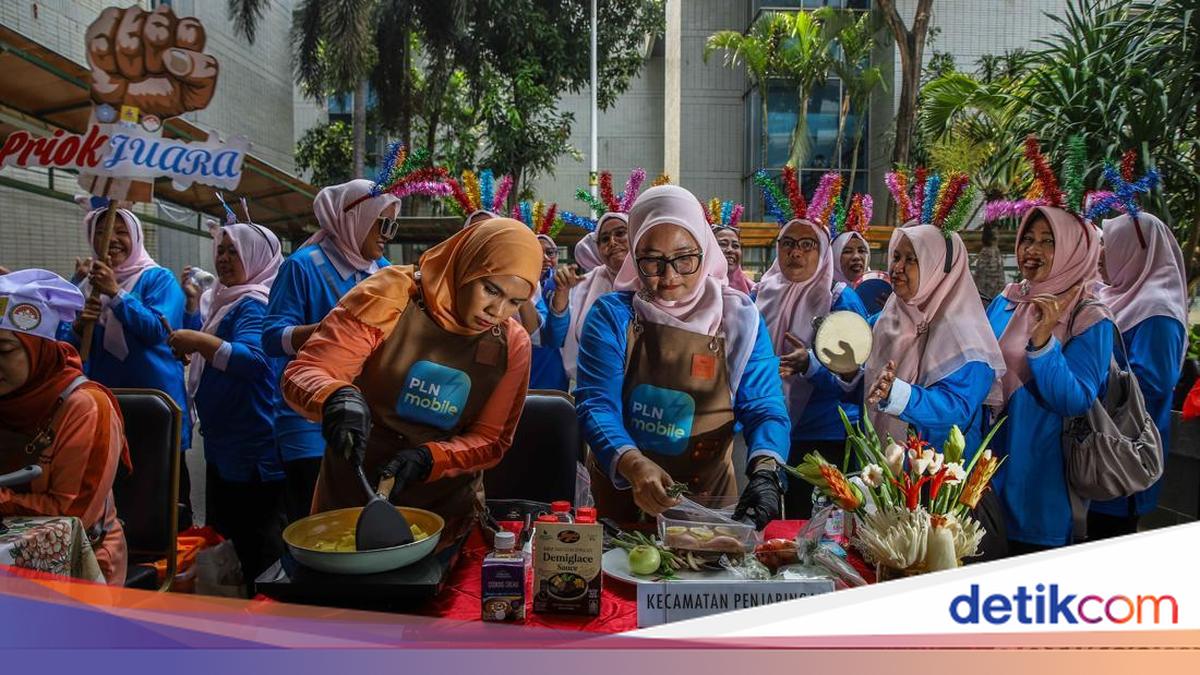 Intip Kesibukan Peserta Adu Kemampuan Memasak di Jakarta Utara